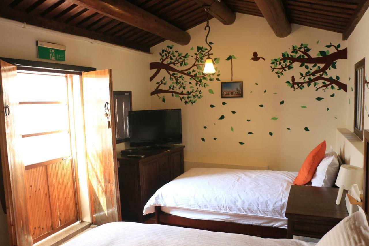Longmen Inn Bed&Breakfast Jinning Exterior foto